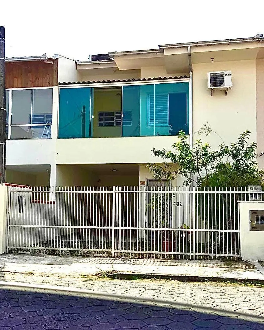 Casa Ampla 200 M Da Praia Acesso Beto Carreiro World Piçarras